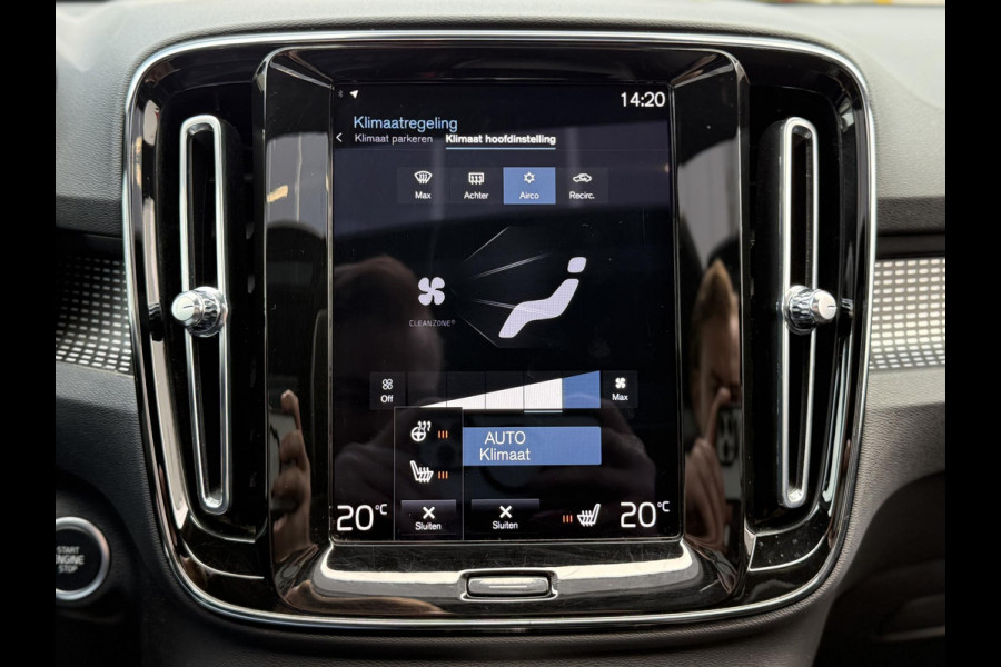 Volvo XC40 1.5 T4 210PK Recharge R-Design |Pano|H/K|Winterpakket|360Cam|Trekhaak