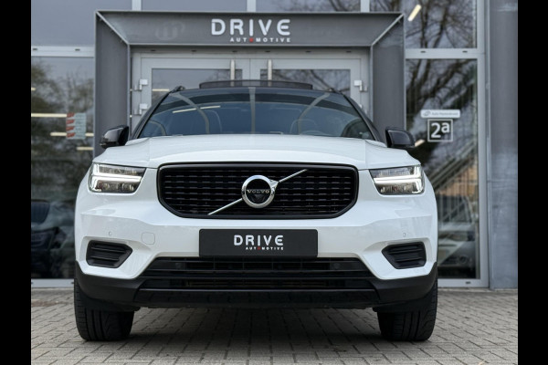 Volvo XC40 1.5 T4 210PK Recharge R-Design |Pano|H/K|Winterpakket|360Cam|Trekhaak