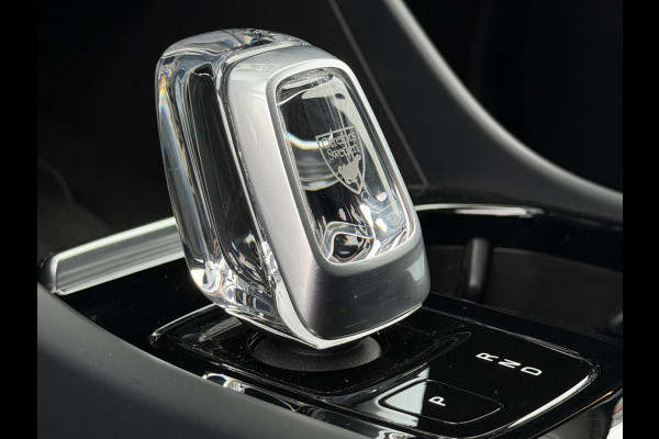 Volvo XC40 1.5 T5 Recharge Inscription |Pano|H/K|360CAM|Leer|Memory|PilotAssist|Trekhaak|Thunder Grey