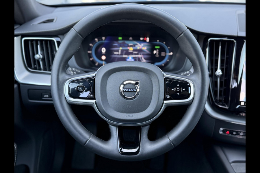 Volvo XC60 2.0 T8 Plug-in hybrid AWD 455PK Ultimate Dark Long Range|Pano|Luchtvering|Bowers & Wilkins|21"|