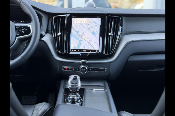 Volvo XC60 2.0 T8 Plug-in hybrid AWD 455PK Ultimate Dark Long Range|Pano|Luchtvering|Bowers & Wilkins|21"|