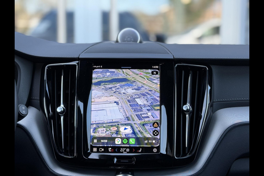 Volvo XC60 2.0 T8 Plug-in hybrid AWD 455PK Ultimate Dark Long Range|Pano|Luchtvering|Bowers & Wilkins|21"|