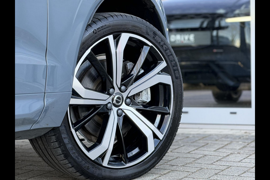 Volvo XC60 2.0 T8 Plug-in hybrid AWD 455PK Ultimate Dark Long Range|Pano|Luchtvering|Bowers & Wilkins|21"|