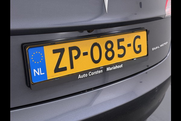 Tesla Model 3 Long Range AWD 75kWh AutoPilot Leder Panoramadak Adaptive-Cruise Camera's Elektr.-Stuur+Stoelen+Spiegels+Geheugen+Easy-Entry+Ver SOH 87% Navi LED DAB Voorverwarmen interieur Keyless One-Pedal-Drive 4WD Origineel Nederlandse Auto