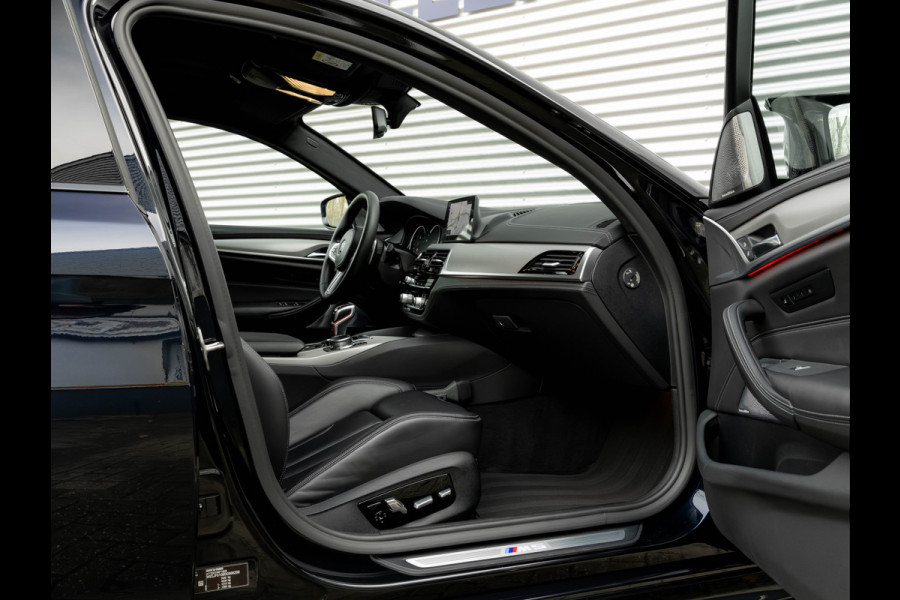 BMW 5 Serie M5 - Full-Option - Carbon Brakes - Bowers & Wilkins - Individual ''Azurit Black''