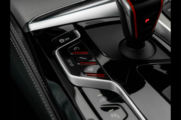 BMW 5 Serie M5 - Full-Option - Carbon Brakes - Bowers & Wilkins - Individual ''Azurit Black''