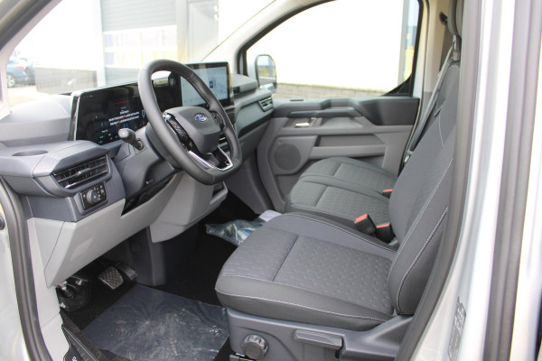 Ford Transit Custom 340 2.5 PHEV L2H1 Limited 233pk |  Kombi | Incl. BTW/BPM | Dubbele zijschuifdeur | Privacy Glass | Inklapbare trekhaak | 17 inch lichtmetalen velgen | Driver Assistance Pack Premium | Verwarmbaar stuurwiel