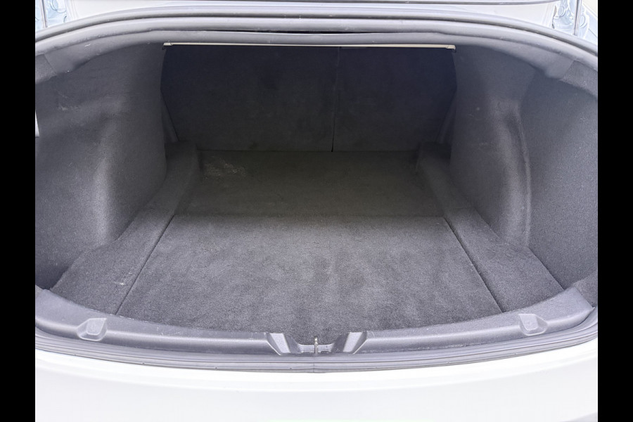 Tesla Model 3 SR+ 325PK LFP-Accu AutoPilot Leer Pano-Dak Adaptive Cruise Lmv 18" Camera's Elektr.-Stuur+Stoelen+Spiegels+Geheugen+Easy-Entry+V SOH 88% Ecc Navi Led DAB Voorverwarmen interieur via App Keyless One-Pedal-Drive Origineel Nederlandse Auto Fabrieksgarantie op Accu en Motor tot 11-12-2028/160.000km LFP accu dus 100% opladen!