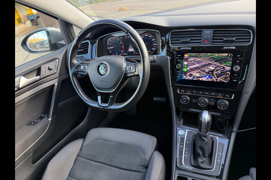 Volkswagen Golf 1.0 TSI 2018 DSG HIGH-LINE LED ACC KEYLESS NAP LUXE ALCANTARA