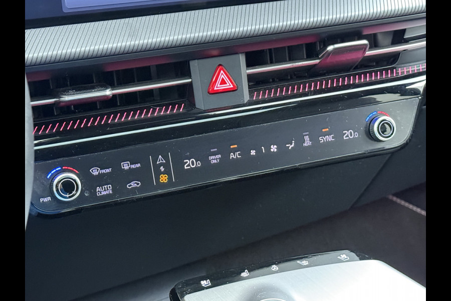 Kia Ev6 GT-Line 77.4kWh SOH 100% Warmtepomp V2L Panorama-schuifdak Meridian-Audio Head-Up Stoel-Massage+Ventilatie Elek.Stoelen+Memory 3 DAB Elek.Achterklep Lmv Lane Assist Privacy Glas Laden tot 240kW 1e Eigenaar Origineel Nederlandse Auto