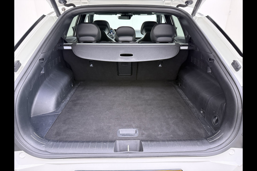 Kia Ev6 GT-Line 77.4kWh SOH 100% Warmtepomp V2L Panorama-schuifdak Meridian-Audio Head-Up Stoel-Massage+Ventilatie Elek.Stoelen+Memory 3 DAB Elek.Achterklep Lmv Lane Assist Privacy Glas Laden tot 240kW 1e Eigenaar Origineel Nederlandse Auto