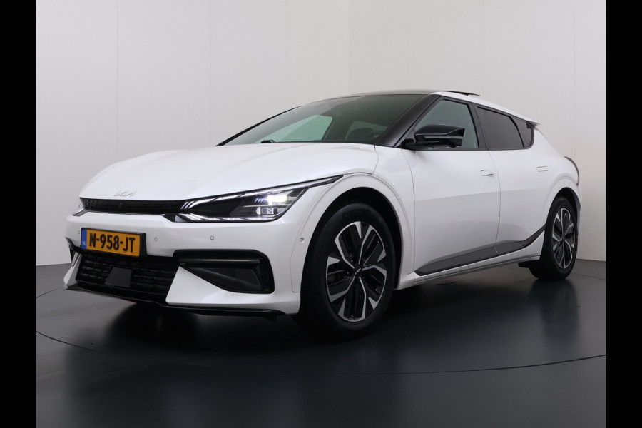 Kia Ev6 GT-Line 77.4kWh SOH 100% Warmtepomp V2L Panorama-schuifdak Meridian-Audio Head-Up Stoel-Massage+Ventilatie Elek.Stoelen+Memory 3 DAB Elek.Achterklep Lmv Lane Assist Privacy Glas Laden tot 240kW 1e Eigenaar Origineel Nederlandse Auto