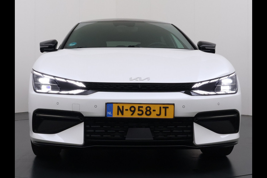 Kia Ev6 GT-Line 77.4kWh SOH 100% Warmtepomp V2L Panorama-schuifdak Meridian-Audio Head-Up Stoel-Massage+Ventilatie Elek.Stoelen+Memory 3 DAB Elek.Achterklep Lmv Lane Assist Privacy Glas Laden tot 240kW 1e Eigenaar Origineel Nederlandse Auto