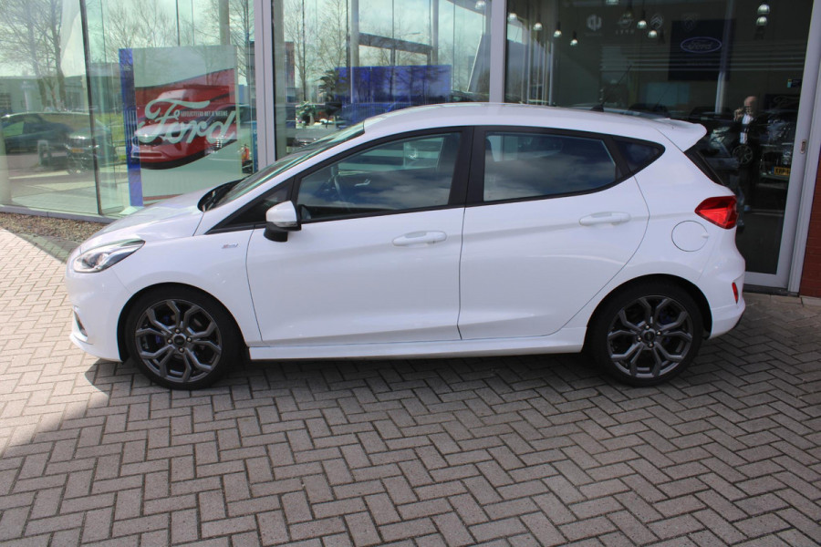 Ford Fiesta 1.0 EcoBoost 100 PK ST-Line | Cruise Control | Climate Control | Voorruitverwarming | DAB | Navigatie | 17 Inch Lichtmetalen Velgen