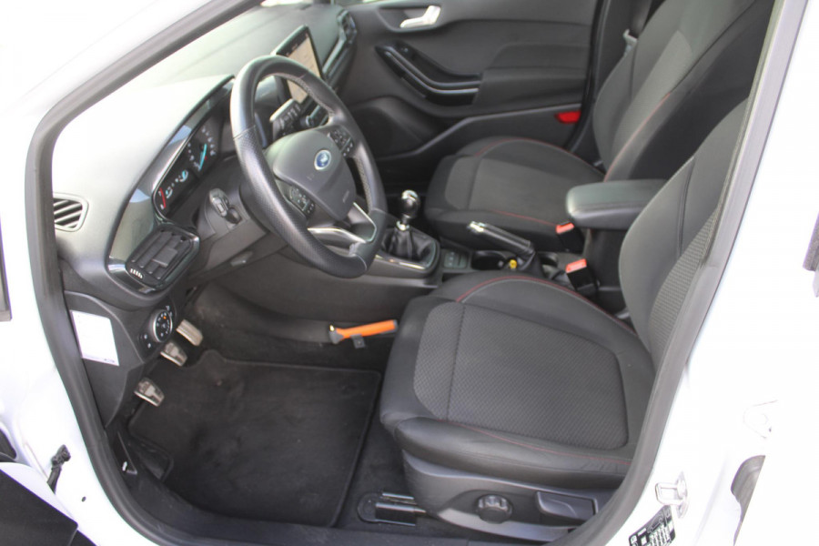 Ford Fiesta 1.0 EcoBoost 100 PK ST-Line | Cruise Control | Climate Control | Voorruitverwarming | DAB | Navigatie | 17 Inch Lichtmetalen Velgen