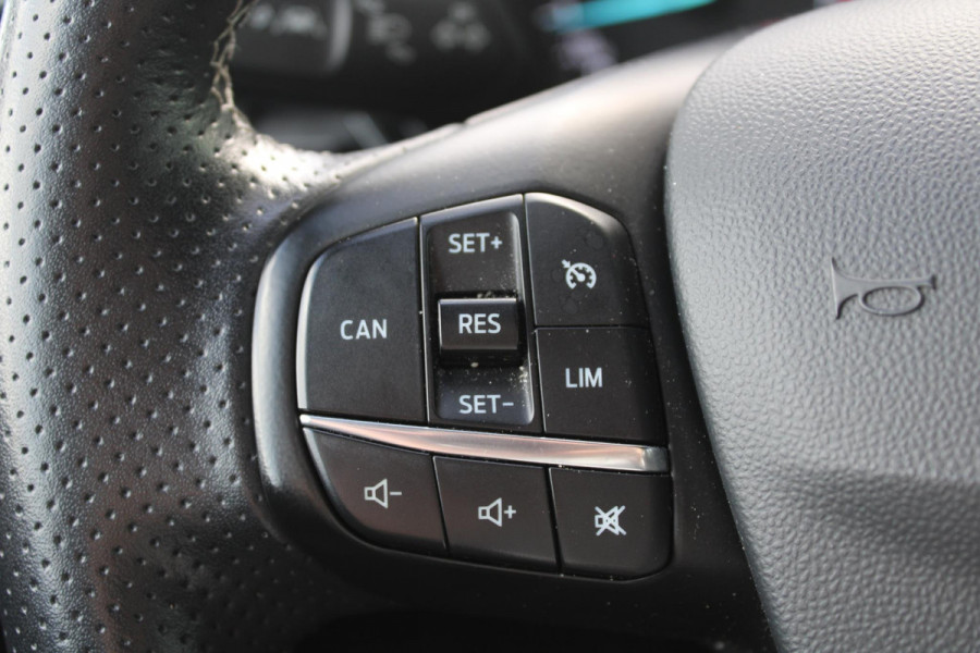 Ford Fiesta 1.0 EcoBoost 100 PK ST-Line | Cruise Control | Climate Control | Voorruitverwarming | DAB | Navigatie | 17 Inch Lichtmetalen Velgen