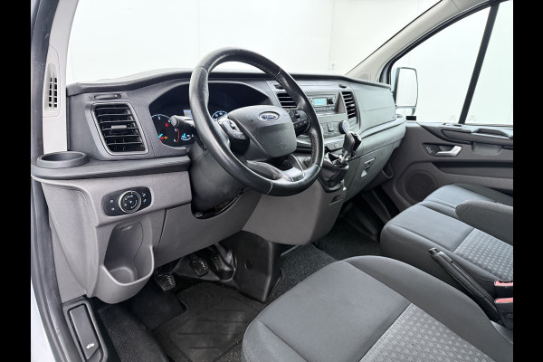 Ford Transit Custom 280 2.0TDCI L1H1 Trend 3-Persoons Trekhaak Airco Cruise Control Bluetooth Pdc Betonplex vloer Wandbetimmering Kasteninbouw Achterdeuren Schuifdeur 1e Eigenaar Euro 6 Origineel Nederlandse Auto