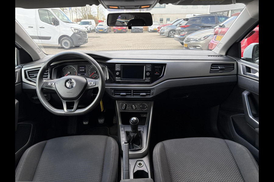 Volkswagen Polo 1.0 MPI Comfortline | Stoelverwarming | PDC | LM Velgen