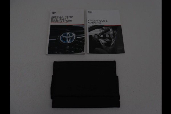 Toyota Corolla 1.8 Hybrid Active | Carplay | Navigatie | Adaptive cruise | Camera | Full LED | DAB | Climate control | Bluetooth