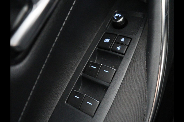 Toyota Corolla 1.8 Hybrid Active | Carplay | Navigatie | Adaptive cruise | Camera | Full LED | DAB | Climate control | Bluetooth