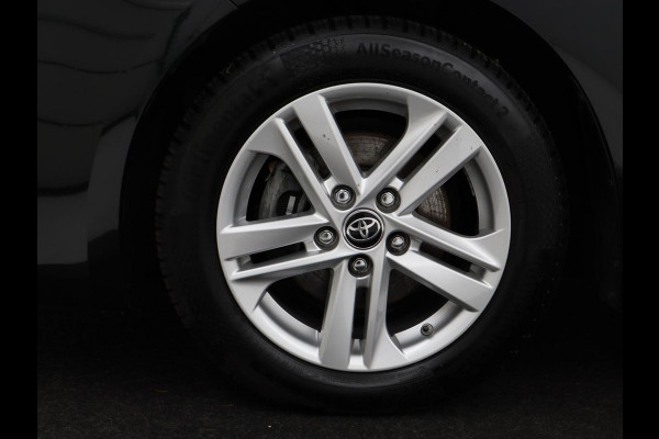 Toyota Corolla 1.8 Hybrid Active | Carplay | Navigatie | Adaptive cruise | Camera | Full LED | DAB | Climate control | Bluetooth