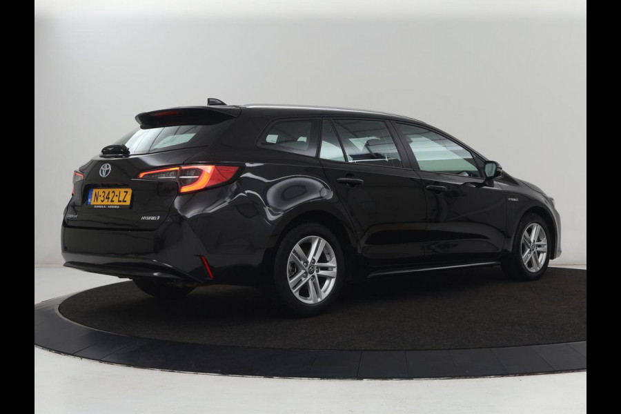 Toyota Corolla 1.8 Hybrid Active | Carplay | Navigatie | Adaptive cruise | Camera | Full LED | DAB | Climate control | Bluetooth