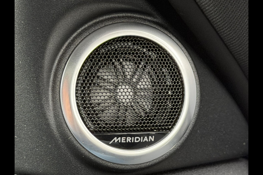 Land Rover Range Rover Evoque 1.5 P300e PHEV AWD R-Dynamic SE FACELIFT|Schuif/kantel|Meridian|360Cam|HUD|Winterpakket|