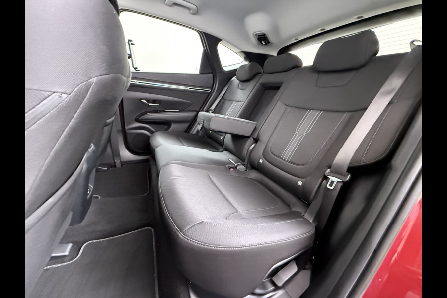 Hyundai Tucson 1.6T-GDI 265PK PHEV Hybrid Autom. 4WD Navi Ecc Camera Adap.Cruise Apple Carplay Android Auto Pdc Comfort Smart Isofix DAB Elek.Achterklep Stoel+Stuurverwarming Led Lmv Keyless Regensensor AWD Origineel Nederlandse Auto Plug In Hybride