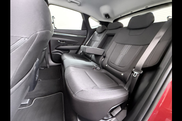 Hyundai Tucson 1.6T-GDI 265PK PHEV Hybrid Autom. 4WD Navi Ecc Camera Adap.Cruise Apple Carplay Android Auto Pdc Comfort Smart Isofix DAB Elek.Achterklep Stoel+Stuurverwarming Led Lmv Keyless Regensensor AWD Origineel Nederlandse Auto Plug In Hybride