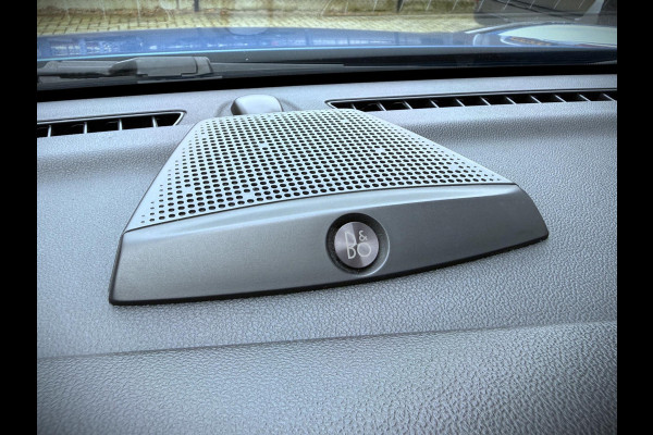 Ford Puma 1.0 EcoBoost Hybrid ST-Line X First Edition LED - Navigatie - B&O - Stuur-/Stoelverwarming - Adaptieve Cruise Control