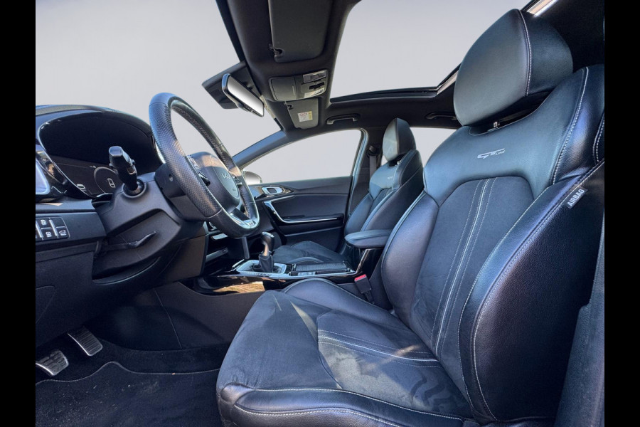 Kia ProCeed 1.0 T-GDi GT-Line, nieuw model, vol opties,panoramadak, leder, trekhaak, parelmoer, 1 e eigenaar, NL auto met nap