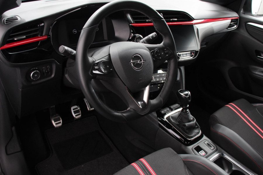 Opel Corsa 1.2 Turbo 100pk GS Line Opel Corsa 1.2 GS Line | Navigatie | Apple Carplay/Android Auto | Climate Control | Cruise Control | Lichtmetalen velgen | Sportstoelen