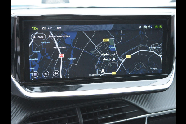 Peugeot 2008 1.2 Hybrid 136 Allure CAMERA MET SENSOREN | NAVI & CARPLAY | STOELVERWARMING |