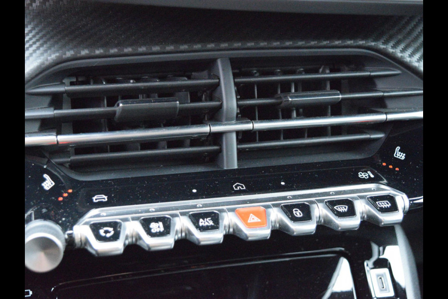 Peugeot 2008 1.2 Hybrid 136 Allure CAMERA MET SENSOREN | NAVI & CARPLAY | STOELVERWARMING |