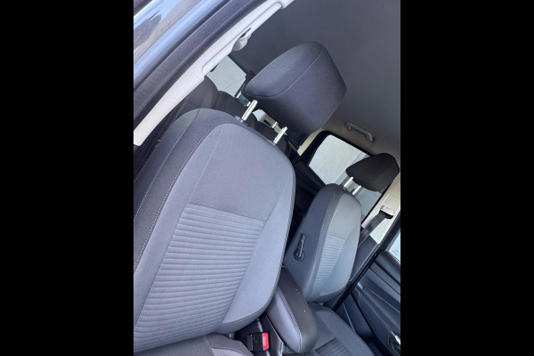 Ford C-MAX 1.5 Titanium Sport 150 pk, achteruitrijcamera, trekhaak, navigatie,stoel -stuurverwarming