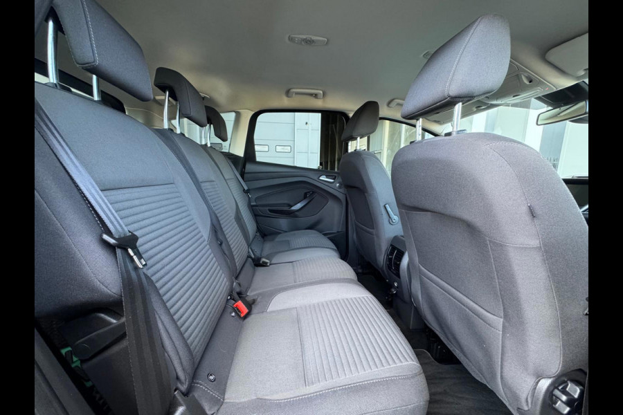 Ford C-MAX 1.5 Titanium Sport 150 pk, achteruitrijcamera, trekhaak, navigatie,stoel -stuurverwarming