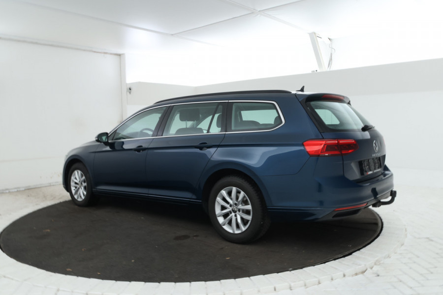 Volkswagen Passat Variant 2.0 TDI Business Automaat, Navigatie, Apple carplay, Climate,