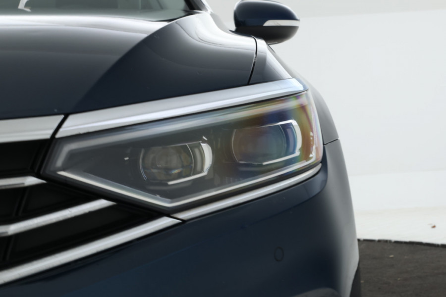 Volkswagen Passat Variant 2.0 TDI Business Automaat, Navigatie, Apple carplay, Climate,