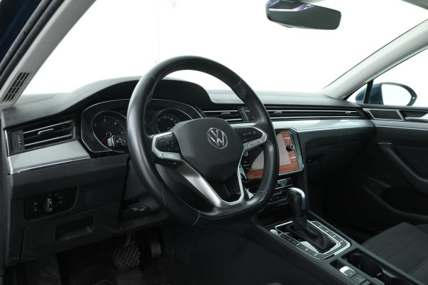 Volkswagen Passat Variant 2.0 TDI Business Automaat, Navigatie, Apple carplay, Climate,