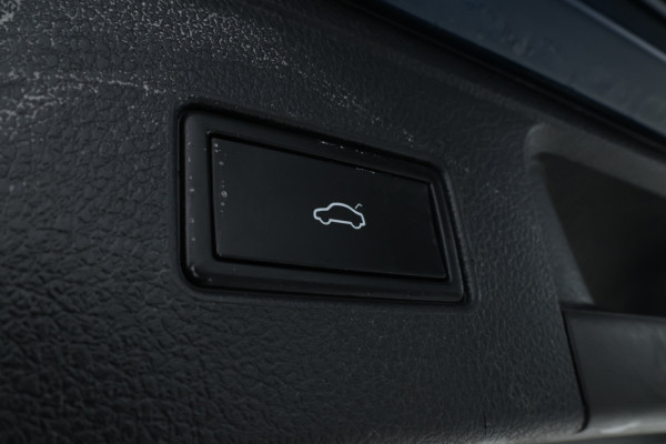 Volkswagen Passat Variant 2.0 TDI Business Automaat, Navigatie, Apple carplay, Climate,