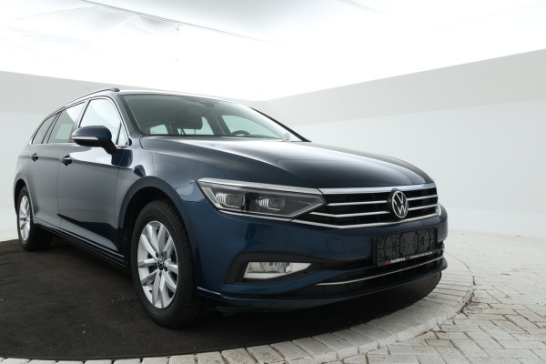 Volkswagen Passat Variant 2.0 TDI Business Automaat, Navigatie, Apple carplay, Climate,