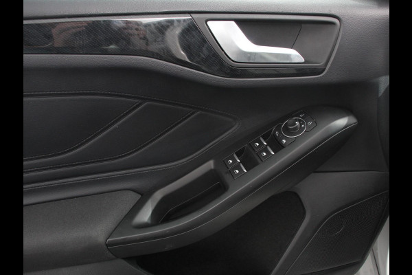 Ford FOCUS Wagon 1.0 125pk Hybrid Automaat ST | Navigatie | Climate control | Cruise control | Apple Carplay/Android Auto | Lichtmetalen velgen | Parkeersensoren | Led Matrix koplampen
