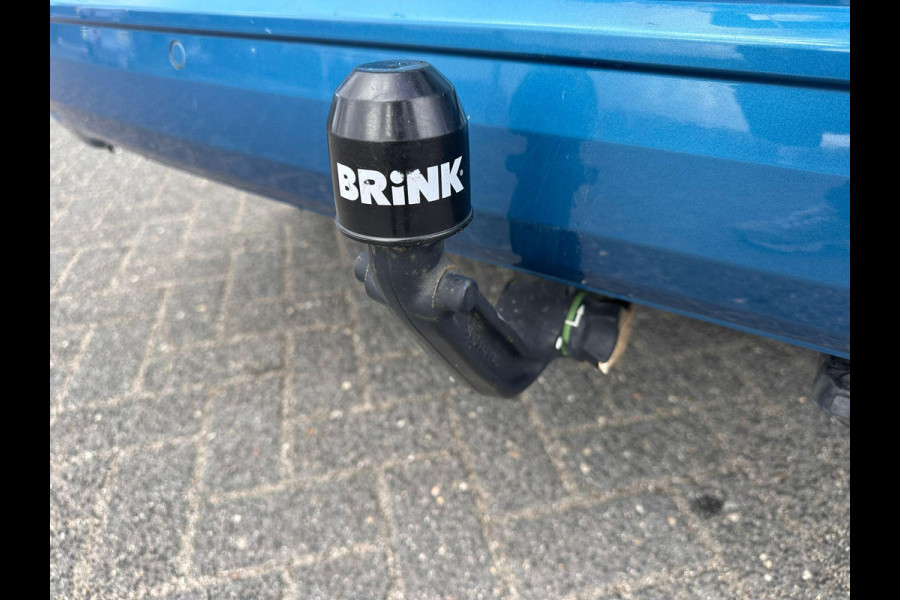 Volkswagen Caddy 1.5 TSI DSG Style 5p | LED | Leder Alcantara | Trekhaak 1500kg | Adaptive CC | Parking Pack |