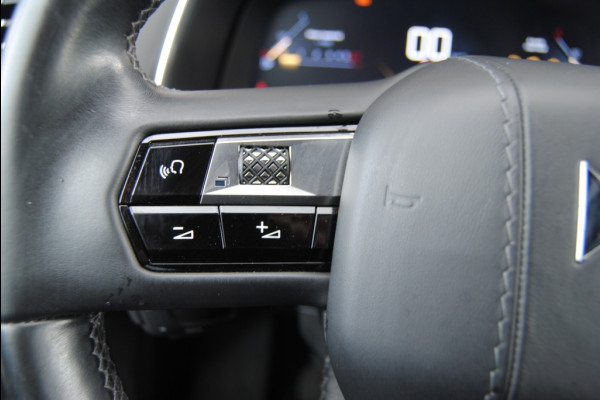 DS 7 Crossback 1.2 PT Be Chic | Carplay| Camera| Clima|