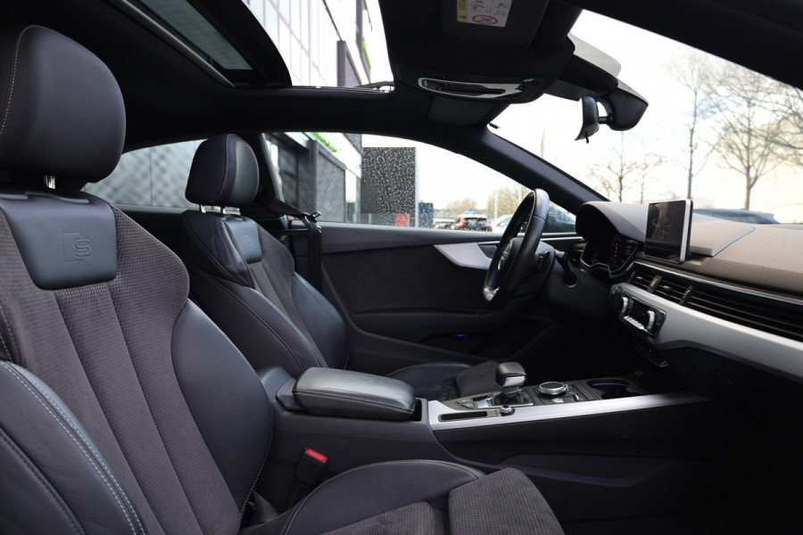 Audi A5 Coupé 2.0 TFSI ultra Launch Edition | NAP! | PANO | S-LINE | STOELVERWARMING | DIGITAL | SFEER | CAMERA |