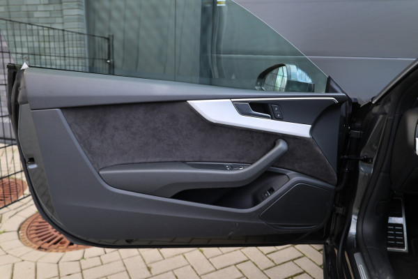 Audi A5 Coupé 2.0 TFSI ultra Launch Edition | NAP! | PANO | S-LINE | STOELVERWARMING | DIGITAL | SFEER | CAMERA |