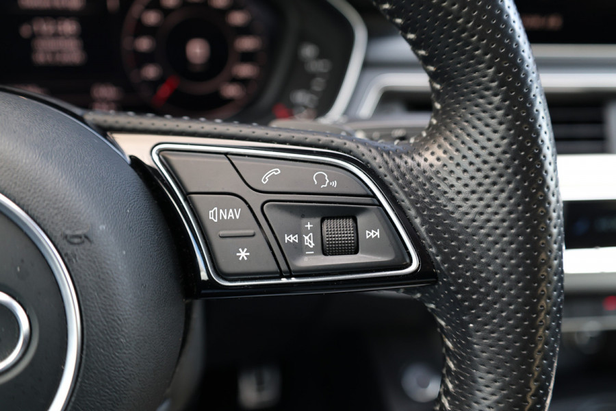 Audi A5 Coupé 2.0 TFSI ultra Launch Edition | NAP! | PANO | S-LINE | STOELVERWARMING | DIGITAL | SFEER | CAMERA |