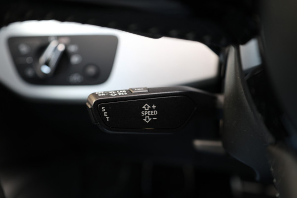 Audi A5 Coupé 2.0 TFSI ultra Launch Edition | NAP! | PANO | S-LINE | STOELVERWARMING | DIGITAL | SFEER | CAMERA |