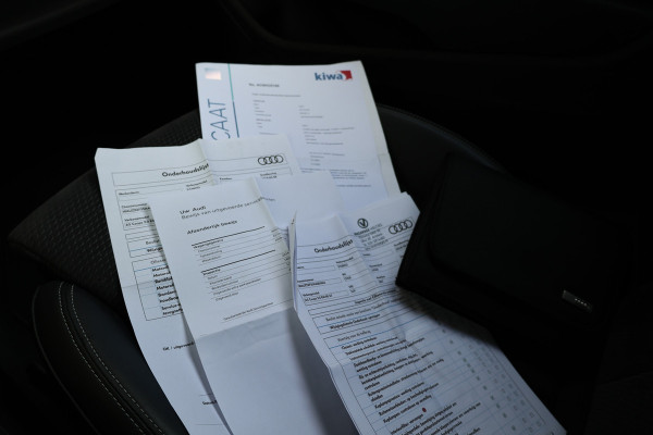 Audi A5 Coupé 2.0 TFSI ultra Launch Edition | NAP! | PANO | S-LINE | STOELVERWARMING | DIGITAL | SFEER | CAMERA |