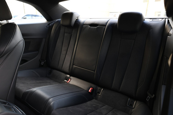 Audi A5 Coupé 2.0 TFSI ultra Launch Edition | NAP! | PANO | S-LINE | STOELVERWARMING | DIGITAL | SFEER | CAMERA |